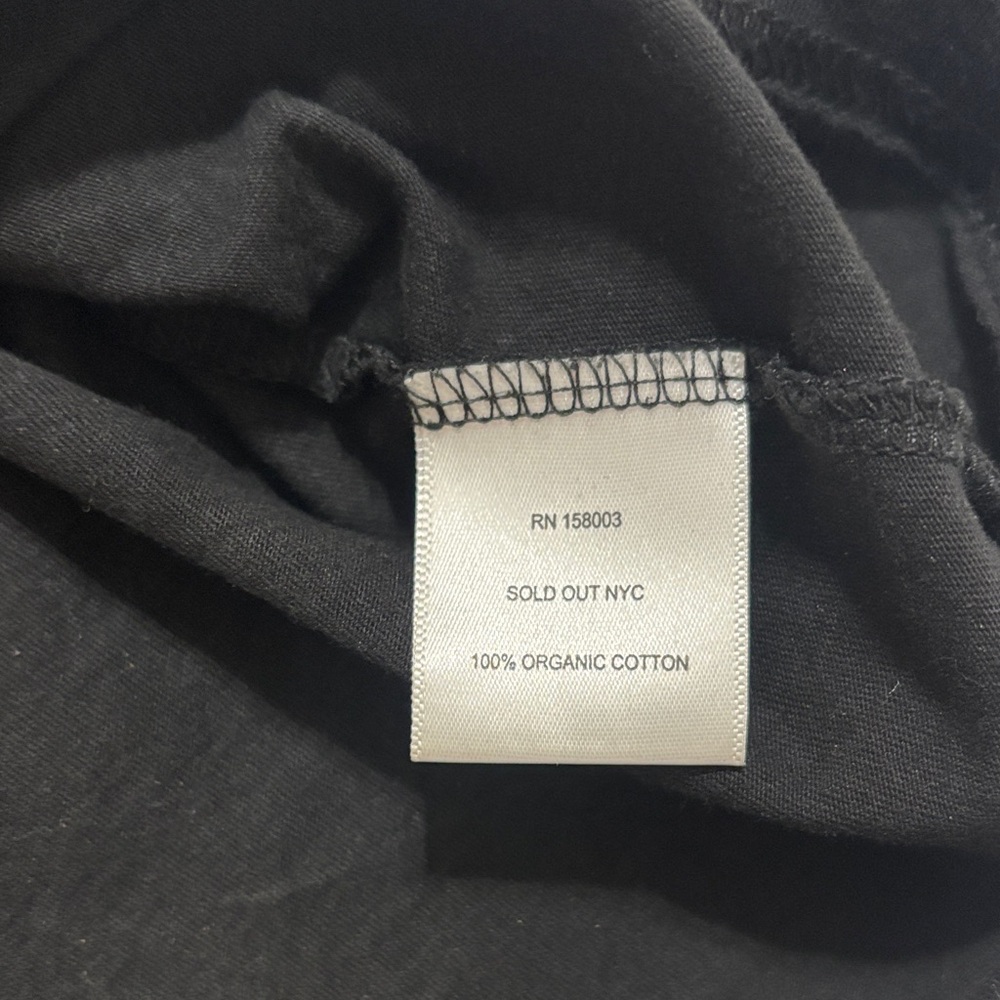 Sold out NYC Black Women's Short Sleeve Tee - Picture 6 of 8